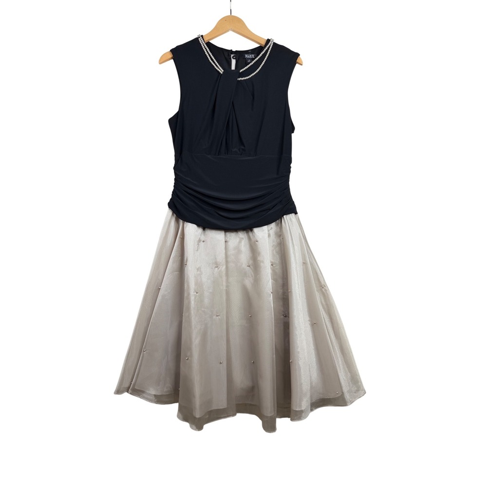 New SLNY Necklace Detail Sleeveless Dress size‎ 16 Black/Cream